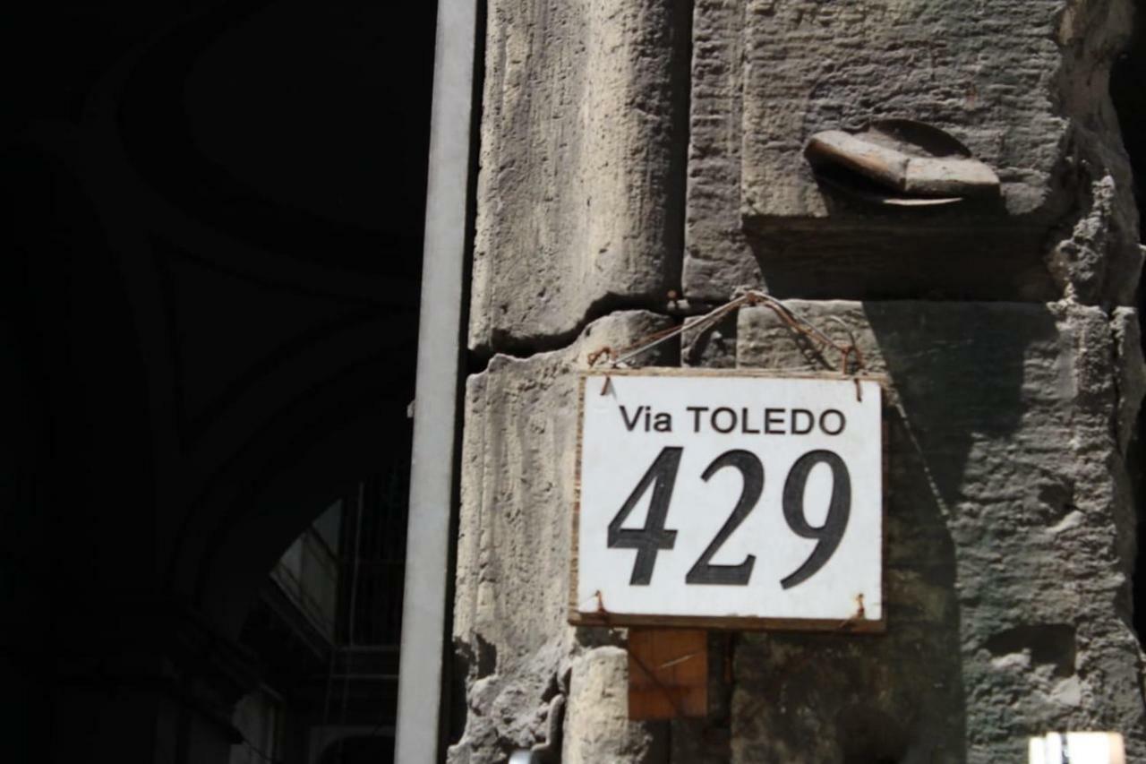 Toledo Road 429 Hotel Napels Buitenkant foto